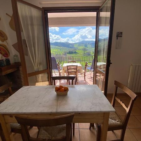 Willa La Casa Di Diana Montecchio  Zewnętrze zdjęcie